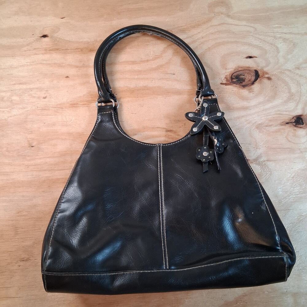 St Johns Bay Womens Leather Purse Black Handbag Shoulder Bag With Bag Charm